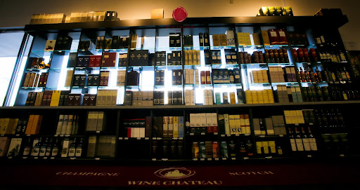 Liquor Store «Wine Chateau», reviews and photos, 1021 St George Ave #1, Colonia, NJ 07067, USA