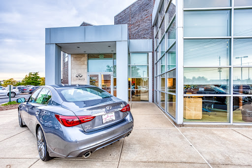 Infiniti Dealer «Plaza Infiniti», reviews and photos, 755 N New Ballas Rd, Creve Coeur, MO 63141, USA