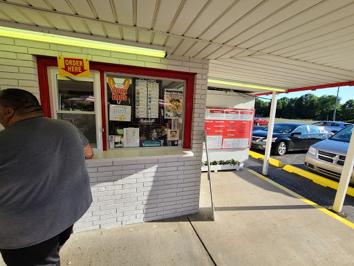 Ice Cream Shop «North Pole Ice Cream Shop», reviews and photos, 2973 Heights Ravenna Rd, Muskegon, MI 49444, USA