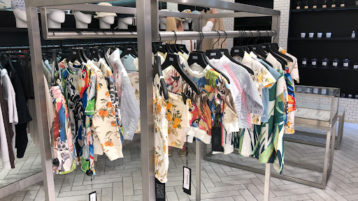 Clothing Store «Kith Brooklyn», reviews and photos, 233 Flatbush Ave, Brooklyn, NY 11217, USA