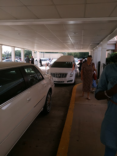 Funeral Home «Memorial Park Funeral Home», reviews and photos, 2030 Memorial Park Dr, Gainesville, GA 30504, USA