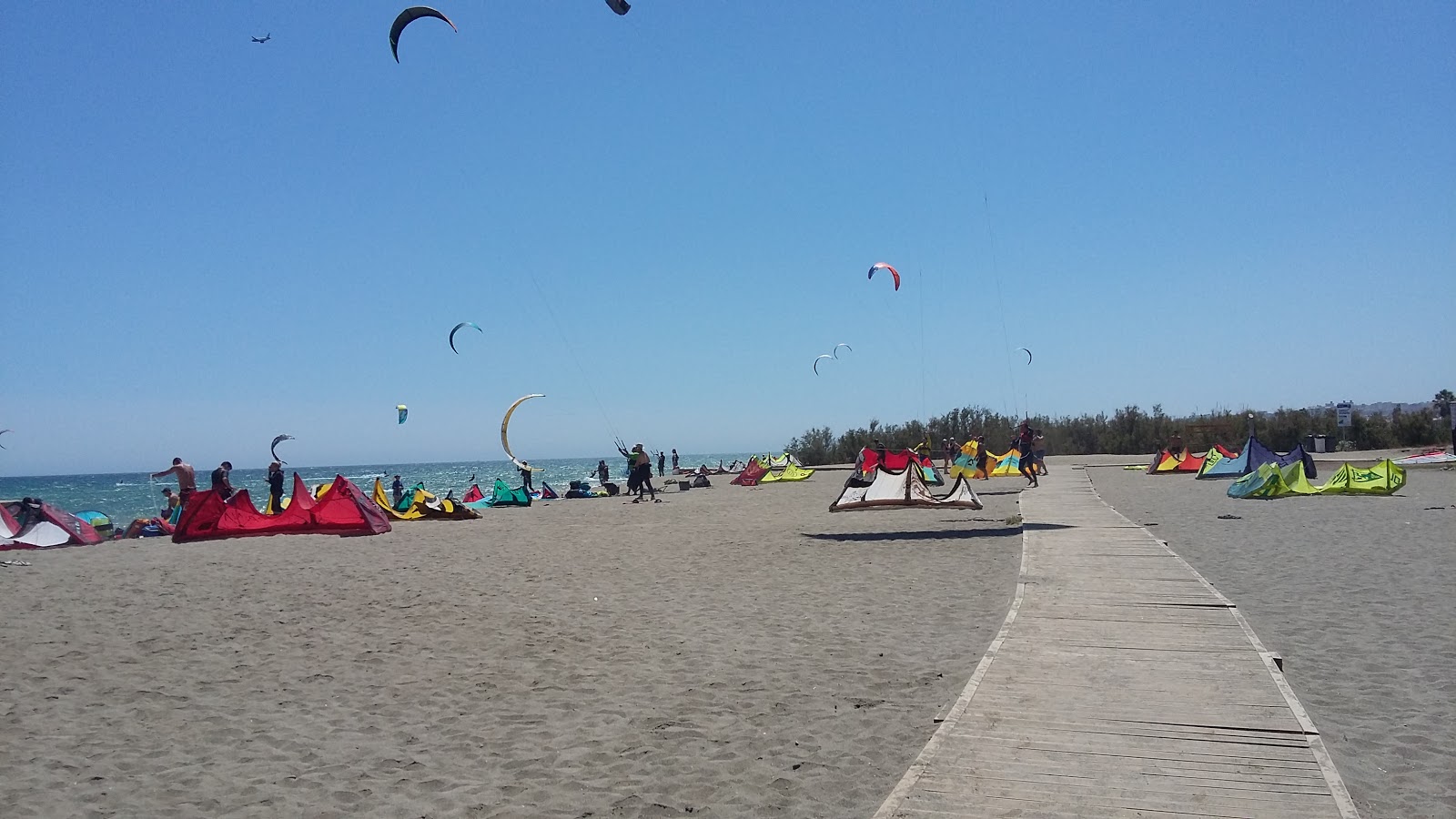 Foto von Playa nudista Guadalmar - empfohlen für Familienreisende mit Kindern