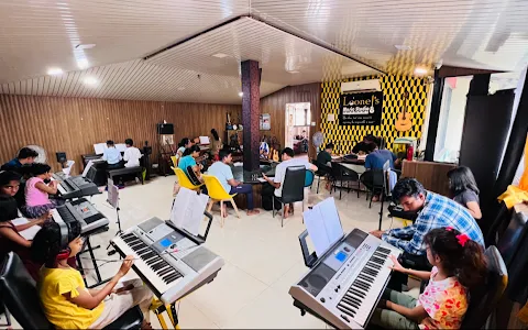 Leonel's Music Studio image