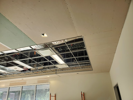 Auto Body Shop «AutoNation Collision Center Addison», reviews and photos, 4300 Lindbergh Dr, Addison, TX 75001, USA