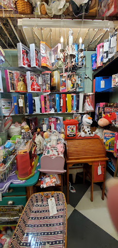 Antique Store «Craftiques Mall - NW Military», reviews and photos, 2375 NW Military Hwy, San Antonio, TX 78231, USA