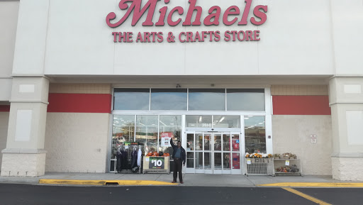 Craft Store «Michaels», reviews and photos, 3940 28th St SE, Grand Rapids, MI 49512, USA