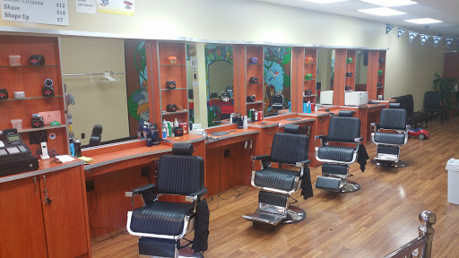 Barber Shop «Utopia Barber Shop», reviews and photos, 20-06 Utopia Pkwy, Whitestone, NY 11357, USA