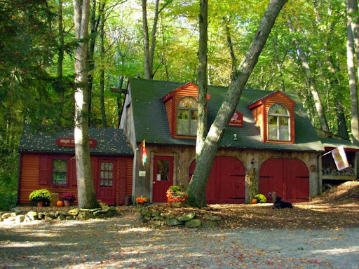 Candle Store «Whiffle Tree Country Store & Candle Co», reviews and photos, 101 Andover Rd, Billerica, MA 01821, USA