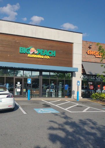 Running Store «Big Peach Running Co - Decatur», reviews and photos, 114 E Trinity Pl, Decatur, GA 30030, USA