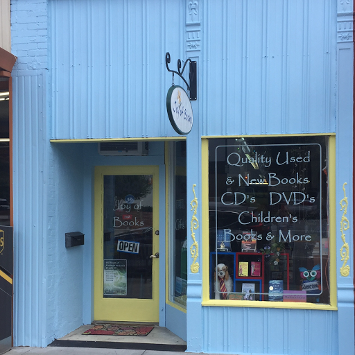 Used Book Store «Joy of Books», reviews and photos, 242 N Main St, Hendersonville, NC 28739, USA