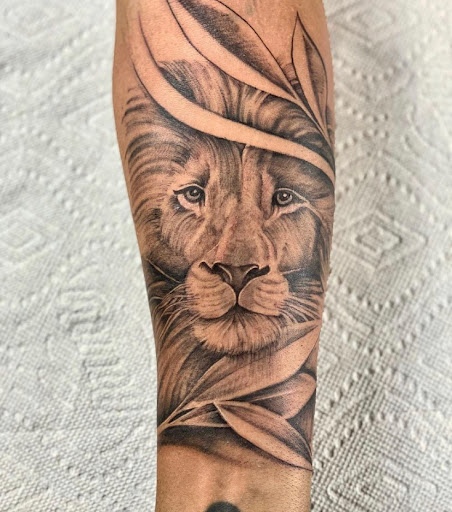 Explore tattoo outline ideas for women, creative tattoo ideas in Sherman Oaks, available at Costello Tattoo & Piercing Studio