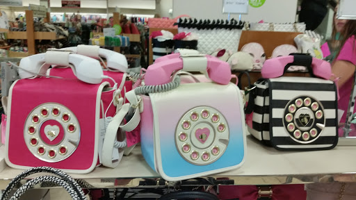 Shopping Mall «Deptford Mall», reviews and photos, 1750 Deptford Center Rd, Deptford Township, NJ 08096, USA