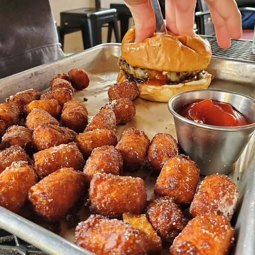 Shopping Mall «Gilman Village», reviews and photos, 317 NW Gilman Blvd # 32, Issaquah, WA 98027, USA