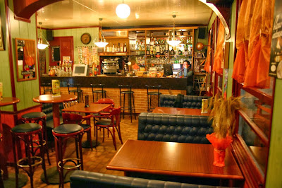 Bar Le Globe à Bernay
