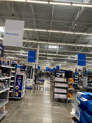 Department Store «Walmart Supercenter», reviews and photos, 7235 Market Pl Dr, Aurora, OH 44202, USA