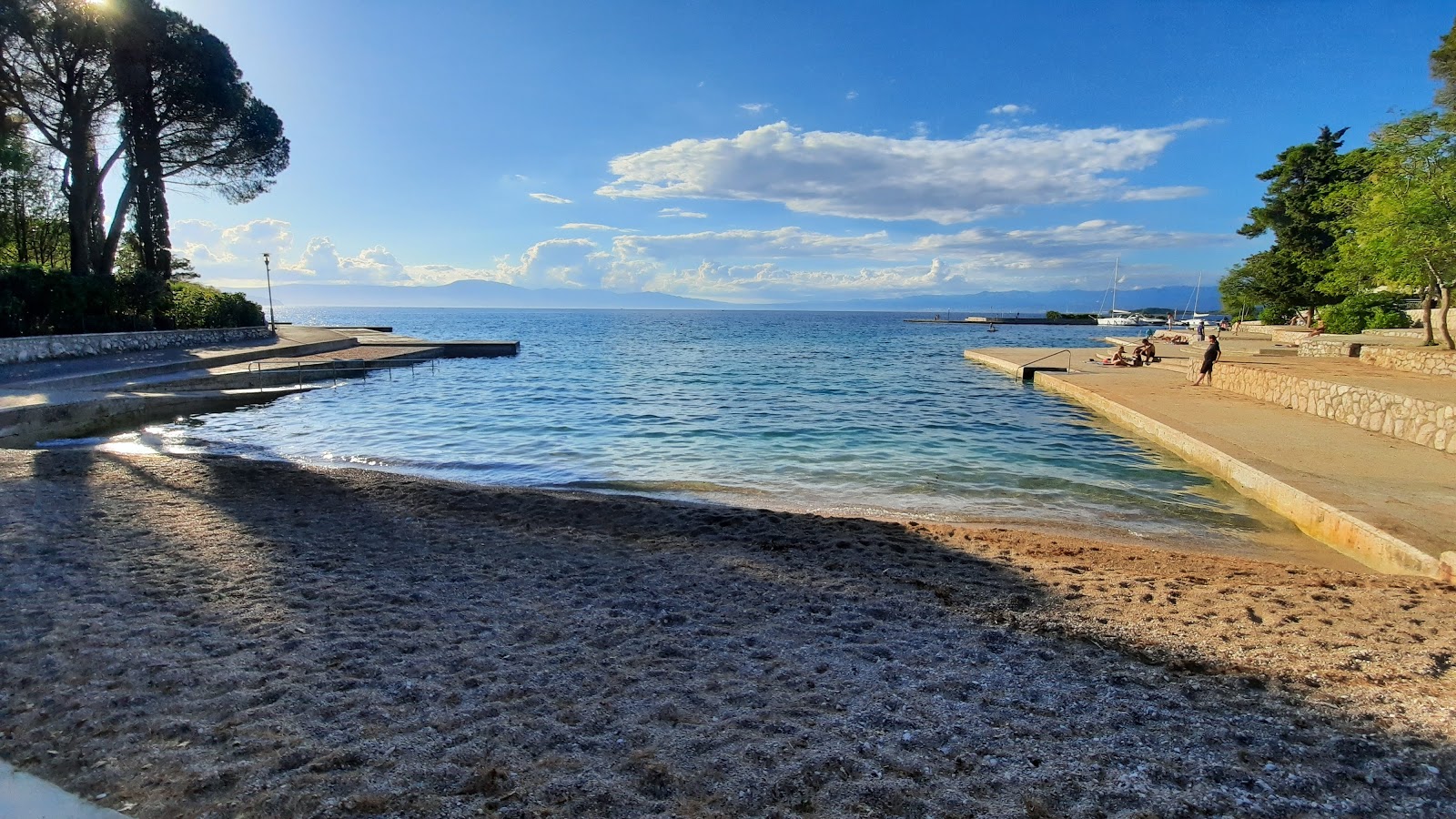 Vrtaca Bay'in fotoğrafı #43 ile birlikte