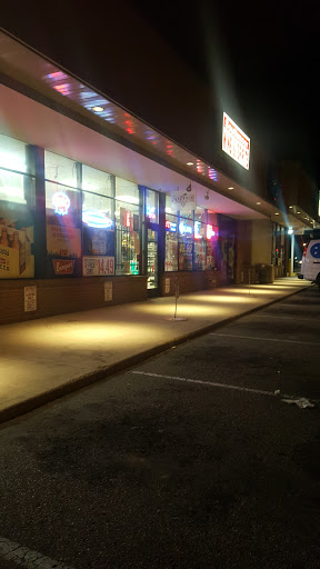 Wine Store «Southmoor Wine & Spirits», reviews and photos, 3533 S Monaco Pkwy, Denver, CO 80222, USA