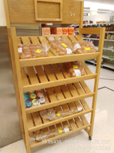 Grocery Store «Giant Food», reviews and photos, 2501 9th Rd S, Arlington, VA 22204, USA