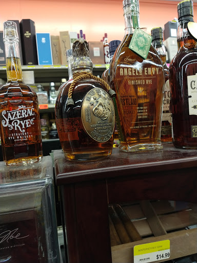 Wine Store «Hilltop Wine and Spirits», reviews and photos, 6814 Race Track Rd, Bowie, MD 20715, USA