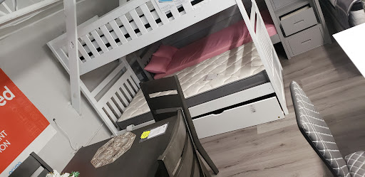 Used Furniture Store «Orlando Furniture Exchange», reviews and photos, 3228 W State Rd 426 #1016, Oviedo, FL 32765, USA