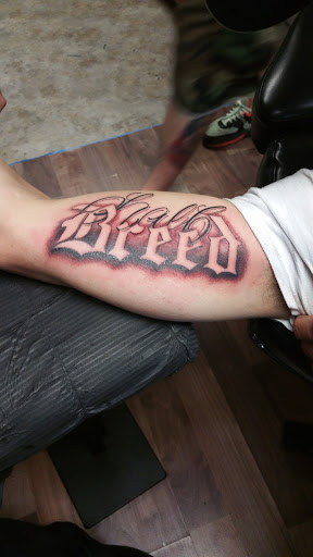 Tattoo Shop «Hallows Eve Tattoo», reviews and photos, 1081 E Main St, Palmyra, PA 17078, USA