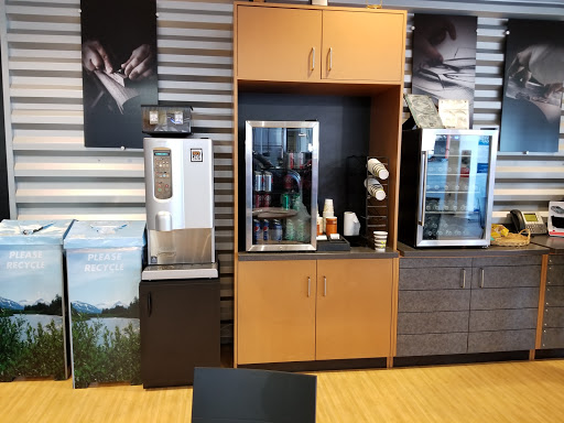 Mazda Dealer «Davis-Moore Mazda», reviews and photos, 10603 East Kellogg Drive, Wichita, KS 67207, USA