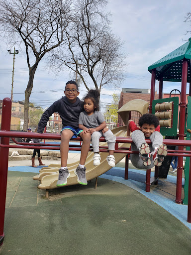 Park «Adams Playground Park», reviews and photos, 1919 N Seminary Ave, Chicago, IL 60614, USA