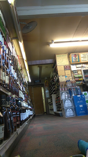 Beer Store «Amelia Liquors Inc», reviews and photos, 225 N Amelia Ave, DeLand, FL 32724, USA
