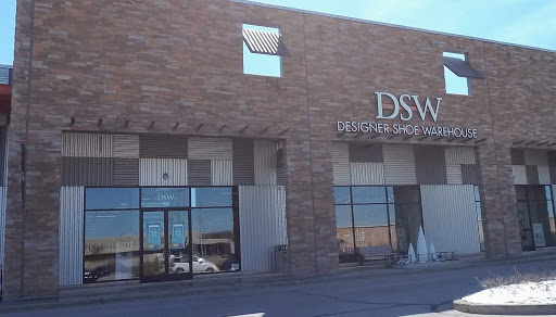 Shoe Store «DSW Designer Shoe Warehouse», reviews and photos, 11500 Burleigh St., Wauwatosa, WI 53222, USA