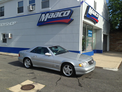 Auto Body Shop «Maaco Collision Repair & Auto Painting», reviews and photos, 500 Hicksville Rd, Massapequa, NY 11758, USA