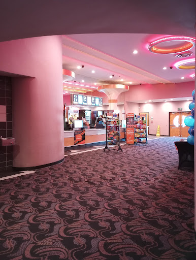 Movie Theater «Regal Cinemas Ukiah 6», reviews and photos, 612 S State St, Ukiah, CA 95482, USA