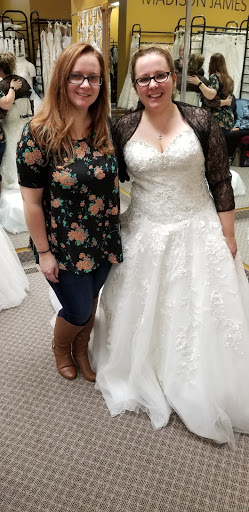 Bridal Shop «Encore Consignment & Bridal Boutique», reviews and photos, 311 N Riverfront Dr, Mankato, MN 56001, USA