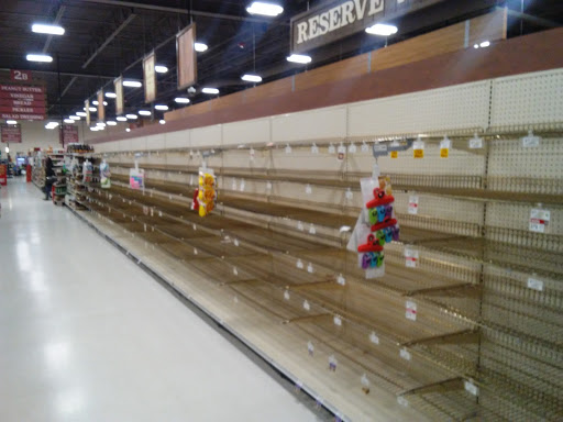 Supermarket «Giant Eagle Supermarket», reviews and photos, 2775 W Market St, Fairlawn, OH 44333, USA