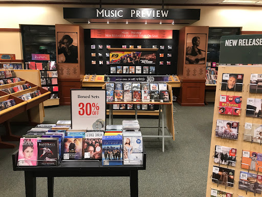 Book Store «Barnes & Noble», reviews and photos, 200 W Rte 70, Marlton, NJ 08053, USA