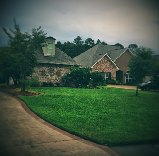 Landscaper «Life Is Greener», reviews and photos, 7824 Trout St, Ocean Springs, MS 39564, USA