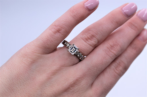 Pawn Shop «Bayou Pawn & Jewelry 3», reviews and photos, 9522 Main St, Zachary, LA 70791, USA