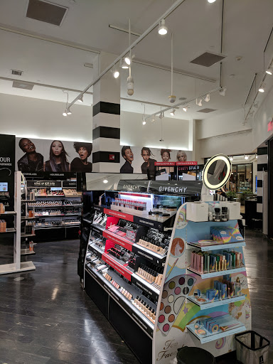 Cosmetics Store «SEPHORA», reviews and photos, 2414 E Sunrise Blvd #2204, Fort Lauderdale, FL 33304, USA
