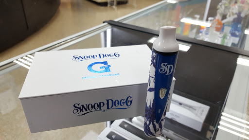 Vaporizer Store «PINEAPPLE XPRESS SMOKE SHOP», reviews and photos, 888 Pleasant Hill Rd, Lilburn, GA 30047, USA