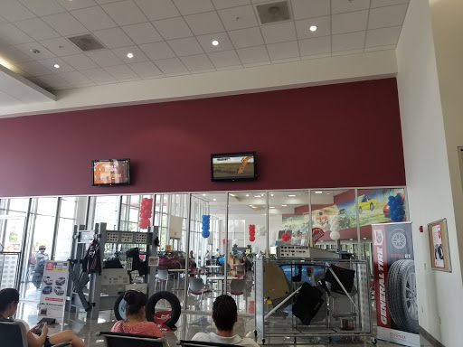 Car Dealer «Toyota of South Florida», reviews and photos, 9775 NW 12th St, Doral, FL 33172, USA