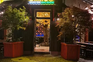Golden Ginkgo Restaurant image