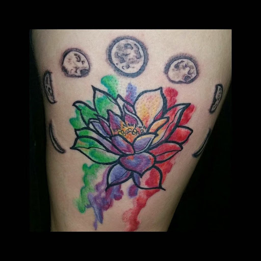 Explore american traditional elbow tattoo ideas, creative tattoo ideas in Copperas Cove, available at Black Moon Tattoo Company