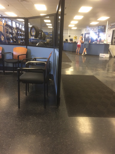 Tire Shop «Tireman Auto Service Centers», reviews and photos, 532 Illinois Ave, Maumee, OH 43537, USA