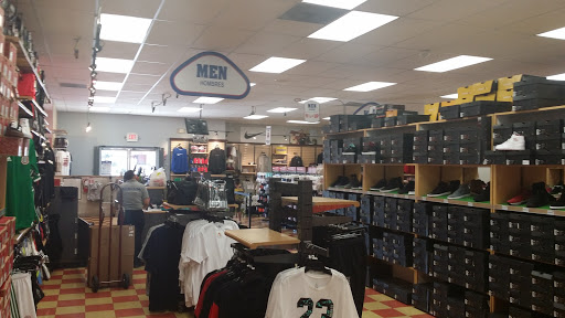 Shoe Store «WSS», reviews and photos, 6251 York Blvd, Highland Park, CA 90042, USA