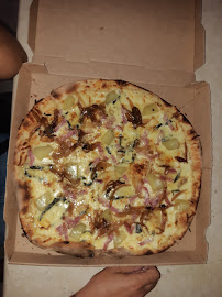Plats et boissons du Pizzeria Pizza alladin à Saint-François - n°2