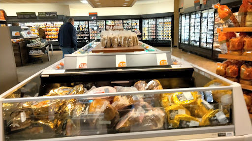 Grocery Store «Lunds & Byerlys Burnsville», reviews and photos, 401 Co Rd 42, Burnsville, MN 55306, USA