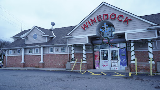 Wine Dock Liquor & Deli, 24421 Jefferson Ave, St Clair Shores, MI 48080, USA, 