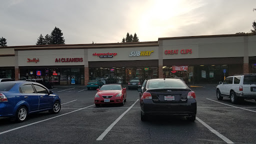 CD Game Exchange, 15033 SE McLoughlin Blvd, Portland, OR 97267, USA, 