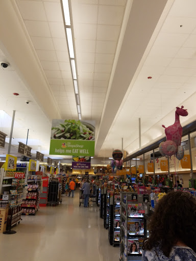 Grocery Store «Super Stop & Shop», reviews and photos, 597 Farmington Ave, Bristol, CT 06010, USA