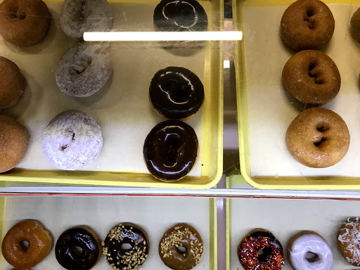 Donut Shop «Carol Lee Donut Shop», reviews and photos, 1414 N Main St, Blacksburg, VA 24060, USA