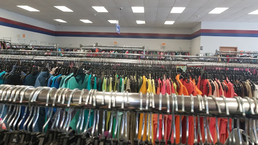 Thrift Store «GoodwillGoodwill Industries of Greater Cleveland & East Central Ohio», reviews and photos, 2254 Locust St S, Canal Fulton, OH 44614, USA